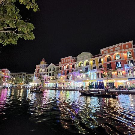 Riverside Mini Hotel Grand World Phu Quoc Buitenkant foto